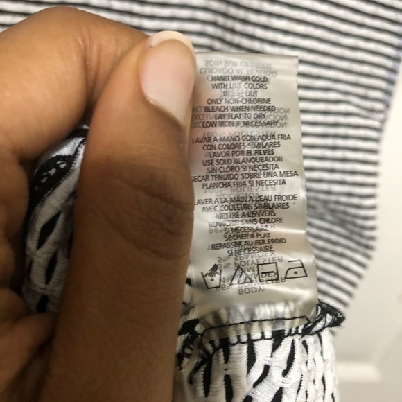 Calvin Klein Black and White Stripe Blouse - Picture 9 of 9